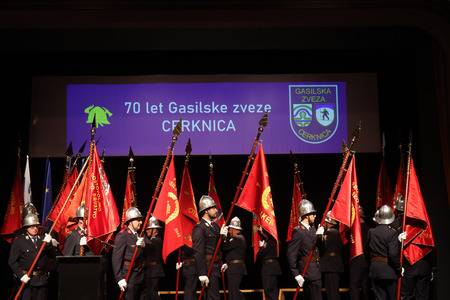 SVEČANA SEJA  GASILSKE ZVEZE CERKNICA 25 FOTO LJUBO VUKELIČ